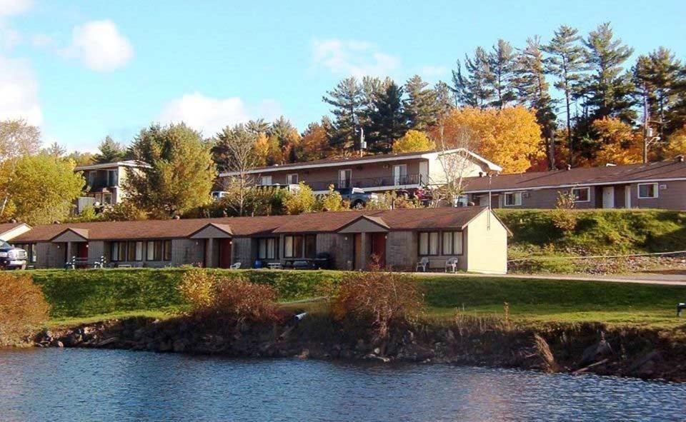 Valois Motel & Restaurant Mattawa Exteriör bild
